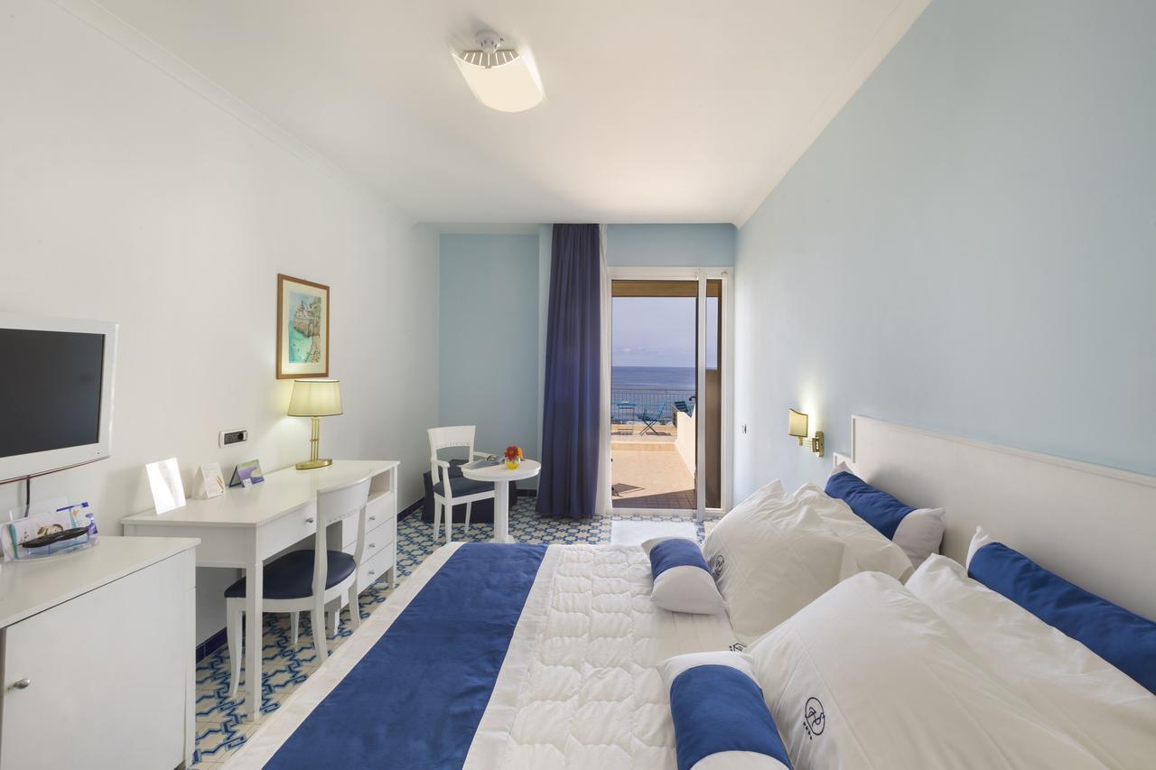 Hotel Saline Palinuro Buitenkant foto